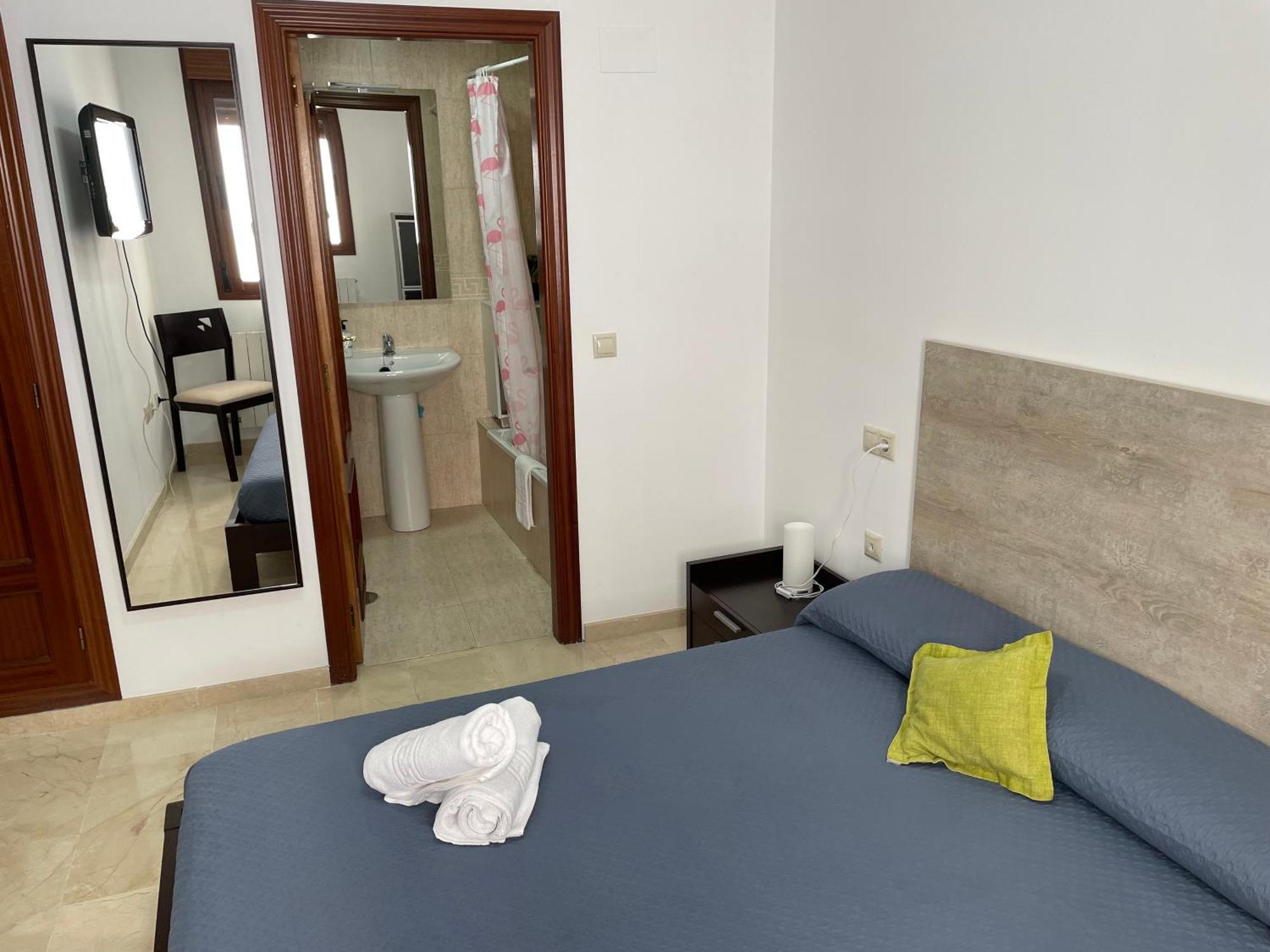 Ferienwohnung Piso Compartido Delyrent En San Ildefonso Jaén Exterior foto
