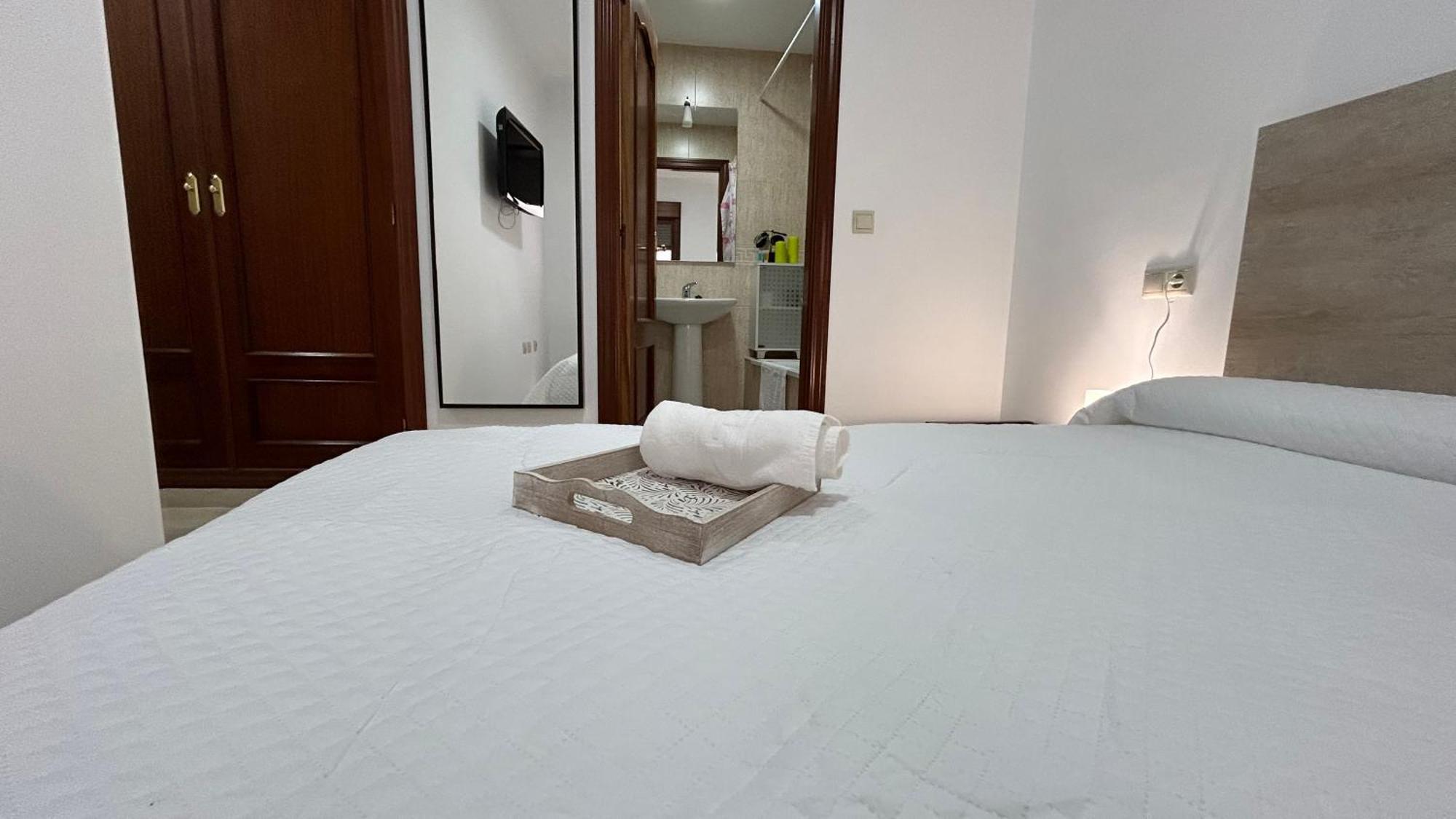 Ferienwohnung Piso Compartido Delyrent En San Ildefonso Jaén Exterior foto