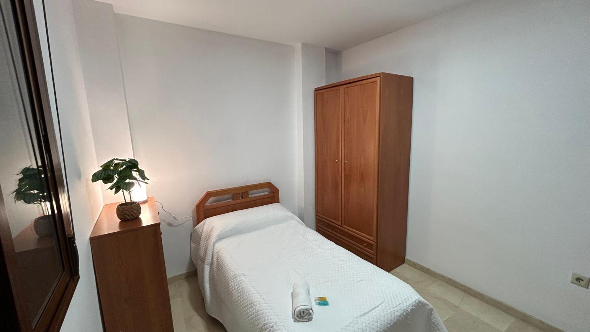 Ferienwohnung Piso Compartido Delyrent En San Ildefonso Jaén Exterior foto